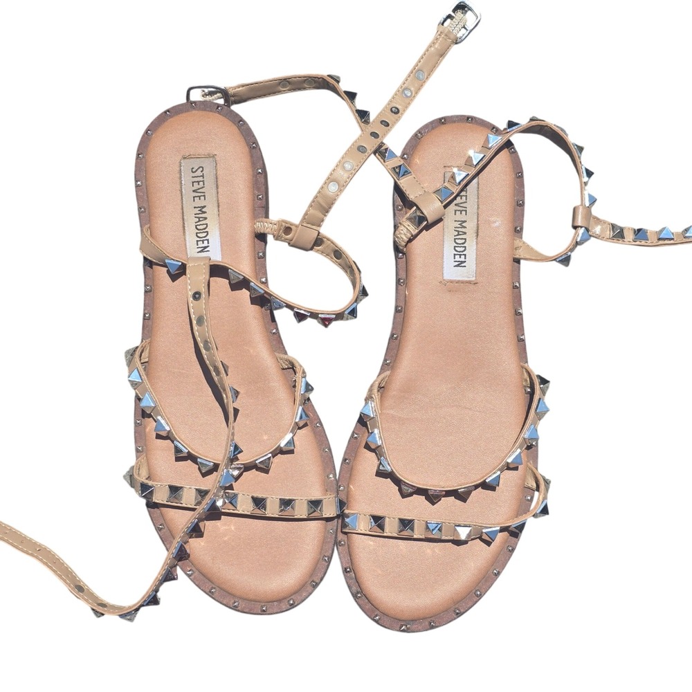 Steve Madden Travel Sandals Womens 6.5 Tan Studded Synthetic Rockstud Edgy Boho